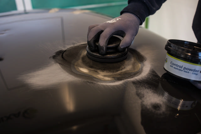 Guia de lijado en polvo - color negro 150 grs