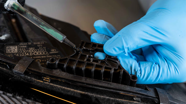 PLI 01 - Reparación plástico rápido (25 seg) 