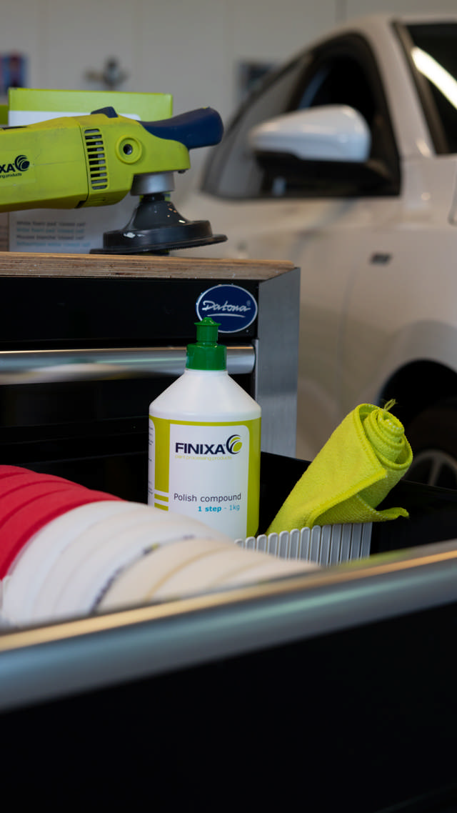 POL 10 - One Step polish compound - 1 kg