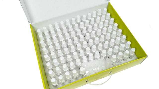 TUB 61 - Envase PE para retoques 20 ml - 100 udes.