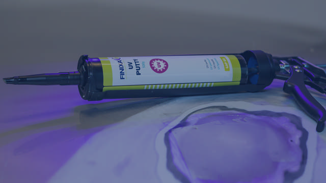 Masilla UV – aplicación en metal