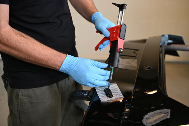 Reparacion plastico Micro emision