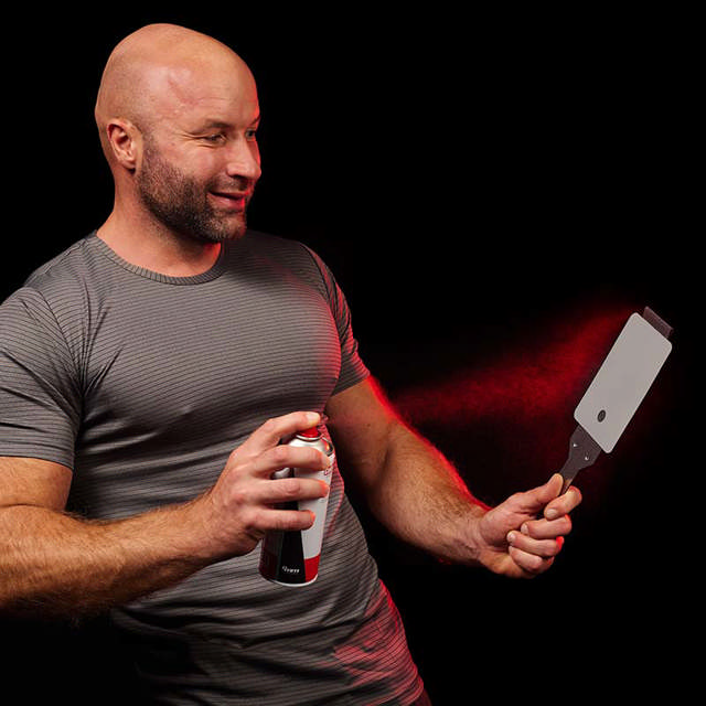 Farbmusterbleche mit magnetischem Handhalter