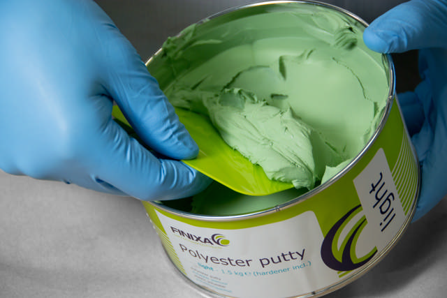 GAP 30 - Masilla de poliéster LIGHT 1.5kg + catalizador