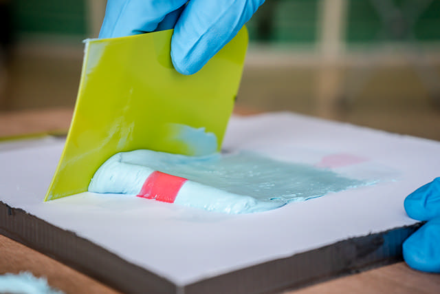 GAP 31 - Masilla de poliéster UL Azure 1kg +catalizador