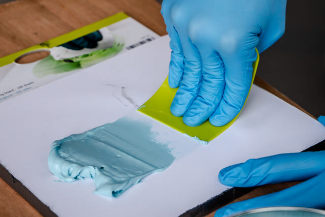 GAP 31 - Masilla de poliéster UL Azure 1kg +catalizador