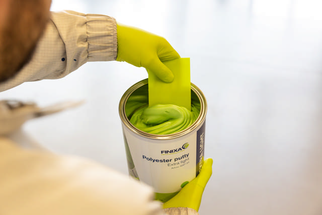 GAP 33 - Masilla de poliéster EXTRA LIGHT 3kg + catalizador