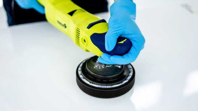 POL 55 - Pulidora eléctrica 1050 W / 700-2500 RPM