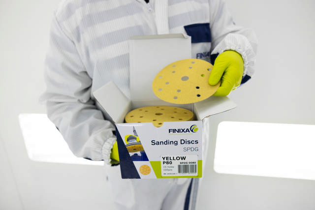 Discos de lija – Papel amarillo – ø 150 mm – 15 agujeros